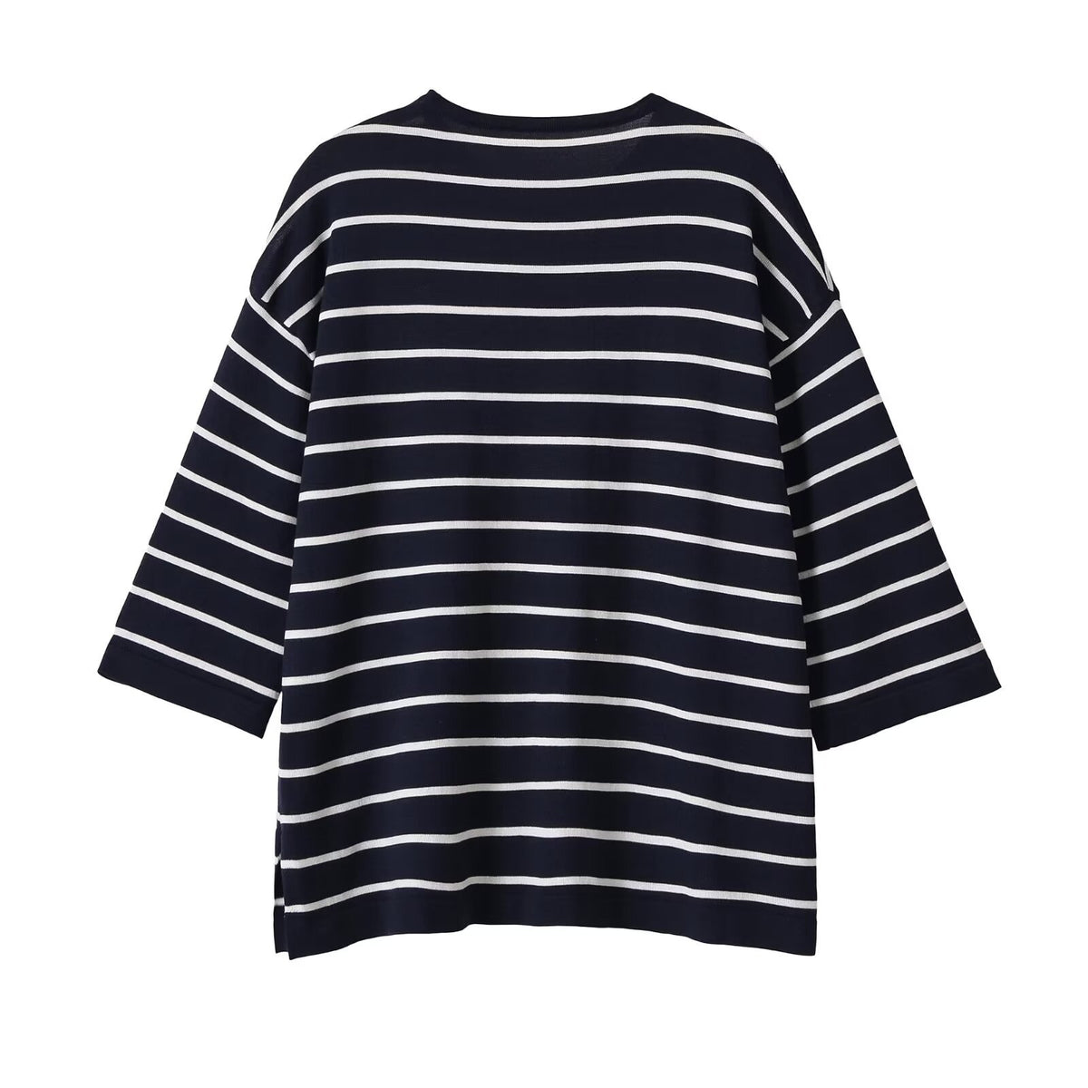 Simple and loose fine needle striped round neck knitted sweater for women